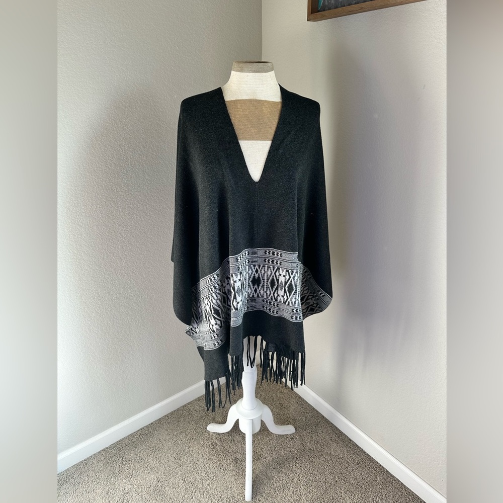 Love Stitch Grey southwestern style poncho